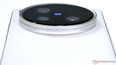 La fotocamera Zeiss del successore Vivo X200 Ultra nel 2026 sarà la prima e l'unica con un gruppo doppio da 200 megapixel. (Fonte: Notebookcheck)