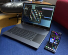 Il Galaxy Z Flip7 collegato in modalità wireless con un NexDock XL. (Fonte: Michael Fisher)