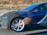 Modello 3 Highland Performance in blu (immagine: Icy_Nectarine_6311/Reddit)