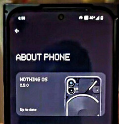Il Nothing Phone (2a) in una custodia a prova di perdite. (Fonte immagine: @yogeshbrar)