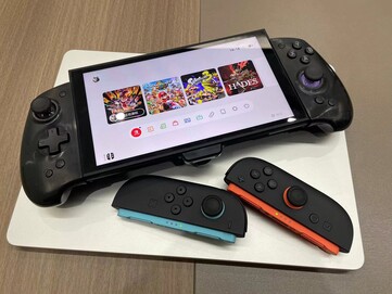Il controller Abxylute N9 Switch Grip consente agli utenti di abbandonare i Joy-Con 2. (Fonte: Abxylute)