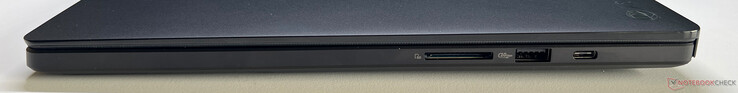 A destra: Lettore di schede SD, USB-A 3.2 Gen 2 (10 GBit/s), USB-C 3.2 Gen 2 (10 GBit/s, DisplayPort, Power Delivery)