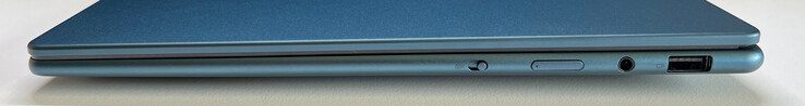A destra: webcam eShutter, pulsante di accensione, audio da 3,5 mm, USB-A 3.2 Gen 1 (5 GBit/s)
