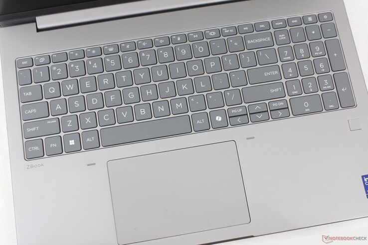 Il clickpad è più piccolo rispetto a quello della serie ZBook Fury 16 e manca anche dei pulsanti fisici del mouse
