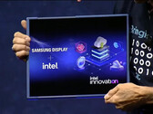 Il primo schermo per PC arrotolabile di Samsung (immagine: Intel/YouTube)