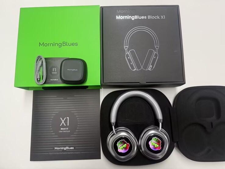 Le cuffie MorningBlues VWS hanno una durata della batteria fino a 60 ore con una singola carica, mentre si usano senza il touchscreen (Fonte: MorningBlues)