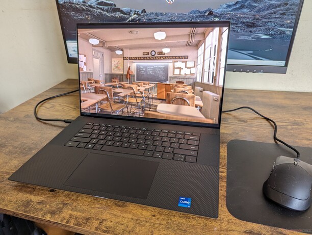 Dell XPS 17 9730 (Fonte: Notebookcheck)