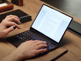 L'ONEMIX 4S potrebbe essere un aggiornamento di Intel Alder Lake sul One Mix 4 dell'anno scorso (fonte: One-netbook)