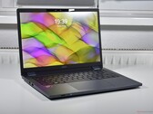 Recensione del portatile Acer TravelMate P4 TMP414-42: Un buon investimento come solido cavallo di battaglia AMD per l'ufficio