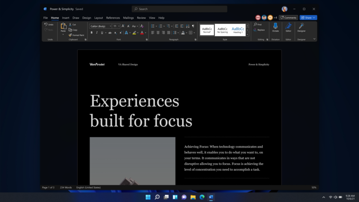 Il nuovo Office è integrato con le impostazioni di sistema di Windows 11, compresa la modalità scura. (Immagine: Microsoft)
