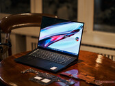 Lo Zenbook Pro 16X OLED non dispone più di un display 4K. (Fonte: ASUS)