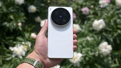 Il flagship a marchio Zeiss potrebbe essere lanciato alla fine del 2026 con un sensore LOFIC per la prima volta, proprio come lo Xiaomi 17 Ultra.