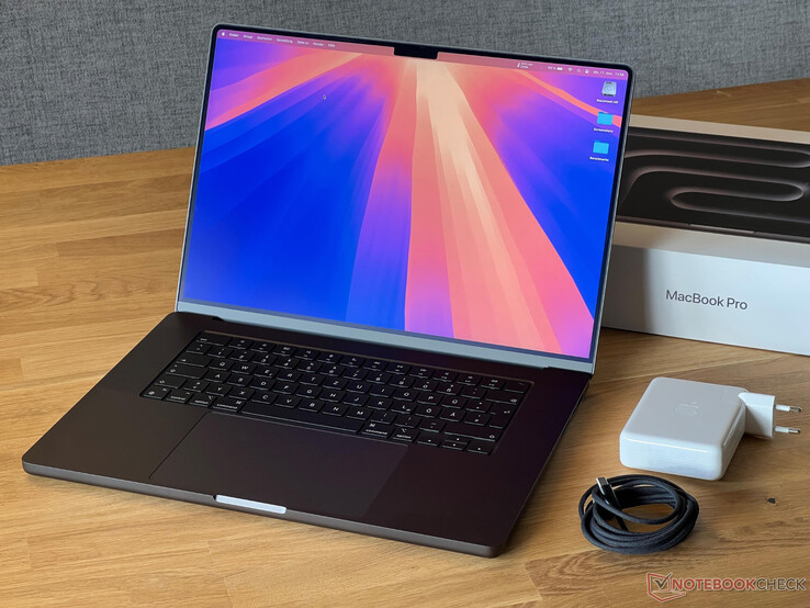 L'ultimo MacBook Pro 16 a confronto. (Fonte: Notebookcheck)