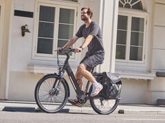 City Pro: Nuova e-bike con funzioni intelligenti