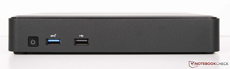 Anteriore: Accensione, 1x USB3.1 Gen.2, 1x USB2.0