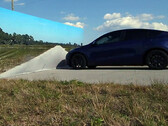 Il Modello Y HW3 non ha superato il crash test del muro stradale di Wile E. Coyote. (Fonte: Kyle Paul/X)