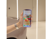 Uno smartphone Vivo controlla un'automobile. (Fonte: Vivo)