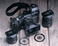 La fotocamera XPan di Hasselblad che è l&#039;ispirazione per una nuova modalità della fotocamera del OnePlus 9. (Immagine: OnePlus)