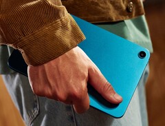 Alexa Tablet 8 è disponibile in rosa, turchese e grigio scuro.