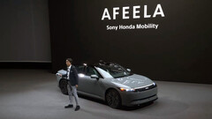 L'Afeela è stata richiamata con un controller PS5 (immagine: Sony/YT)