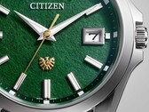Il quadrante verde intenso è realizzato con la tradizionale carta washi giapponese stratificata con molteplici tinture naturali.