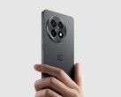 Il OnePlus 13R venduto nel Regno Unito e nell'Unione Europea verrà fornito in una scatola di vendita più piccola. (Fonte: OnePlus)