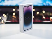 I fattorini criminali hanno apparentemente messo nel mirino i costosi prodotti di Apple come l'iPhone 14 Pro (Immagine: Victor Serban)