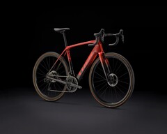 La Trek Domane+ SL è dotata di un telaio in carbonio