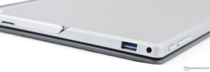 A sinistra: USB 3.0, jack cuffie da 3.5 mm