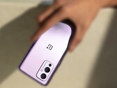 OnePlus potrebbe non godersi tutte le risposte al suo OnePlus 9 caption challenge. (Fonte: OnePlus - modificato)