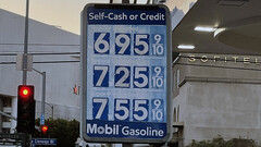 Gli ordini di Tesla raddoppiano negli stati con i prezzi del gas più alti (immagine: Reddit)