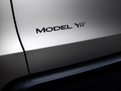 Il logo della Model Y L allude a tre file di sedili. (Fonte: Tesla)