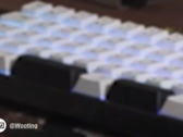 Tastiera con barra spaziatrice divisa Wooting da un corto di YouTube