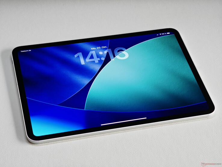 L'attuale generazione Apple di iPad Pro sfoggia un impressionante display OLED in tandem.