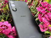 È probabile che l'Xperia 1 VI mantenga il caratteristico rapporto di aspetto 21:9 di Sony, nella foto del predecessore. (Fonte: Notebookcheck)