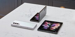 Il Galaxy Z Fold3. (Fonte: Samsung)