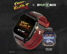 Orologio da gaming Street Fighter II: My Play Watch con cinturino rosso, dettagli con finitura dorata e un secondo display dell'orologio, su uno sfondo scuro testurizzato.