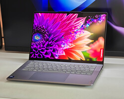 Valutazione del 90,4%: Lenovo Yoga Pro 7 15IPH11