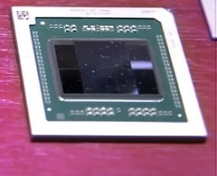 AMD presenta di nascosto il chip Navi 32, non ancora annunciato, alle presentazioni di Forbes. (Fonte: Forbes)