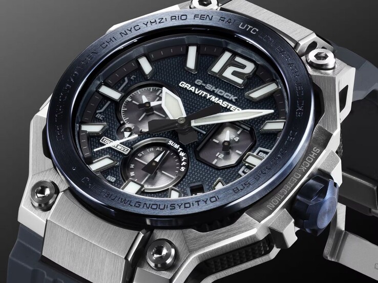 Gli orologi Casio G-Shock Gravitymaster GWR-B3000 sono dotati di tre quadranti secondari