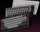 Tastiera da gioco Iqunix EV63 ad effetto Hall in nero, nero con copritasti trasparenti e bianco con copritasti trasparenti.
