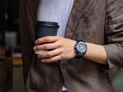 Casio ha rilasciato gli orologi della Serie MTG-B4000 (nella foto MTG-B4000B-1A2) in Europa. (Fonte: Casio)