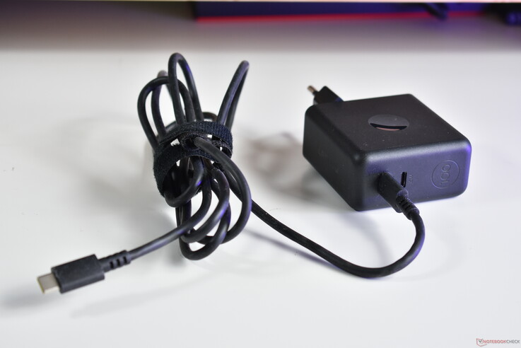 Caricabatterie USB-C GaN da 100 W Lenovo per montaggio a parete
