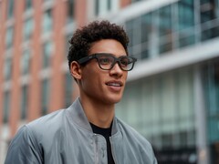 Gli occhiali Rokid sono piuttosto leggeri, con 49 grammi. (Fonte: Rokid)