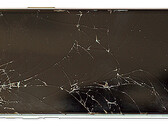 Apple iPhone 11 Pro dopo il fallito test di caduta (Fonte: Stiftung Warentest)
