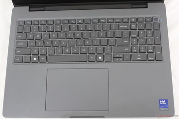 Il layout dei tasti è quasi identico a quello della tastiera di Precision 7680