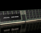 Modulo di memoria DDR5 RDIMM di Micron. La nuova versione da 512 GB dell’azienda potrebbe consentire di raggiungere fino a 12 TB di RAM in un singolo server.