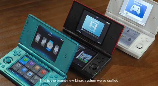 Il sistema operativo Linux di Anbernic RG DS ha tre temi.