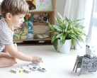 I bambini possono collegare tra loro i blocchi Codeebot per creare programmi per controllare i loro robot. (Fonte: Codee)