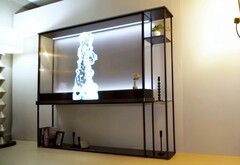 L&#039;LG Signature OLED T si basa su un pannello trasparente. (Immagine: Cnet, YouTube)